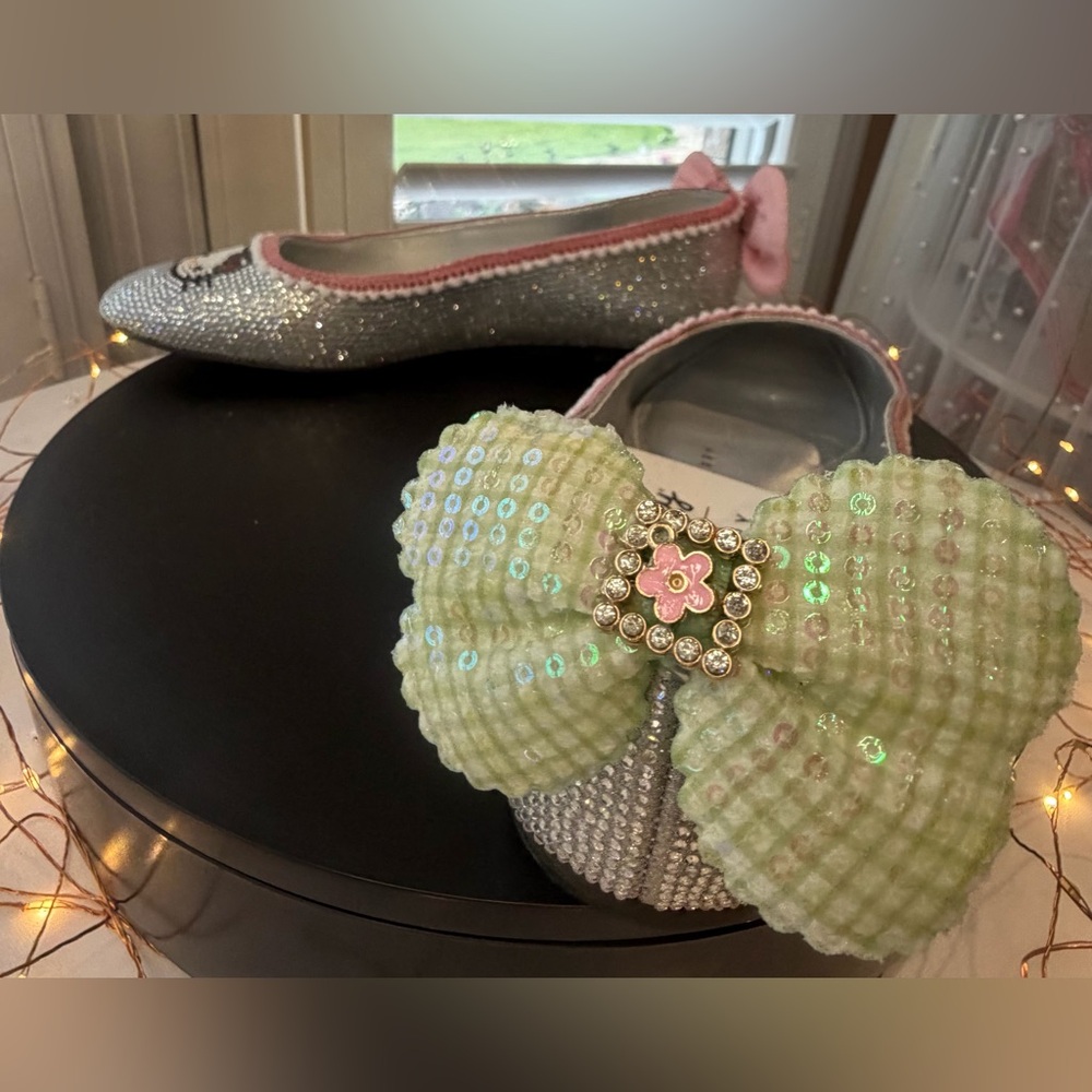 Hand Embellished Statement Crystal Ballet Flat in Hello Kitty Theme, size 8.5 - Picture 9 of 16